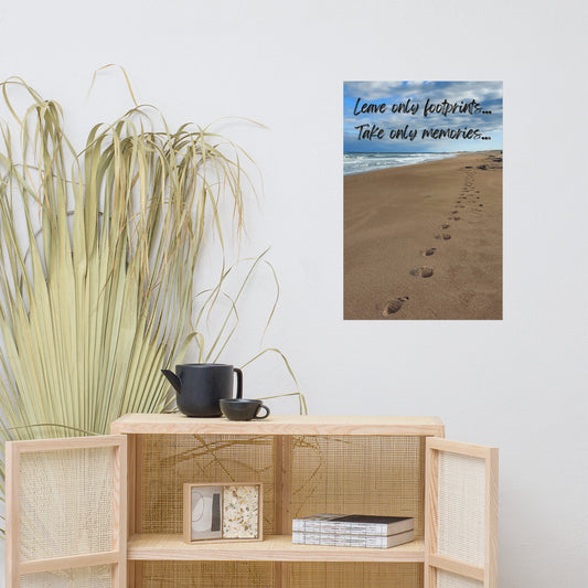 Poster - Leave Only Footprints! - Beach Scene